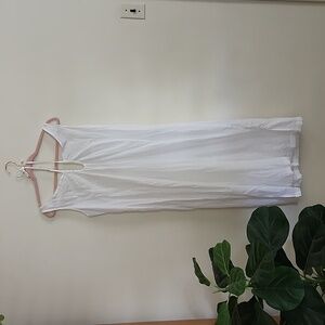 Old navy white flowy beachy halter open back adjustable maxi dress slit LARGE